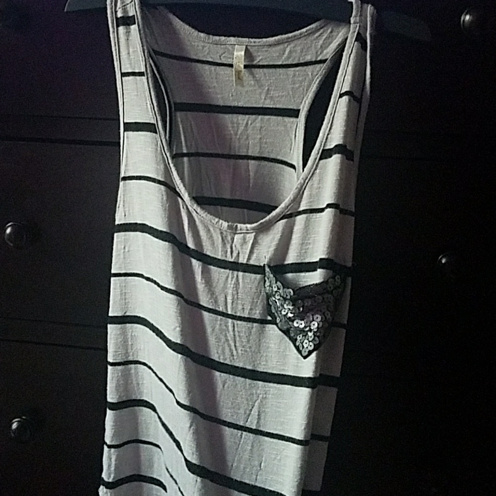 Bjewel Racerback Tank With Sequenced Pocket